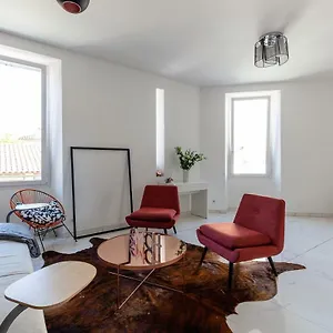 Alpinias Bed & Breakfast Marseilles
