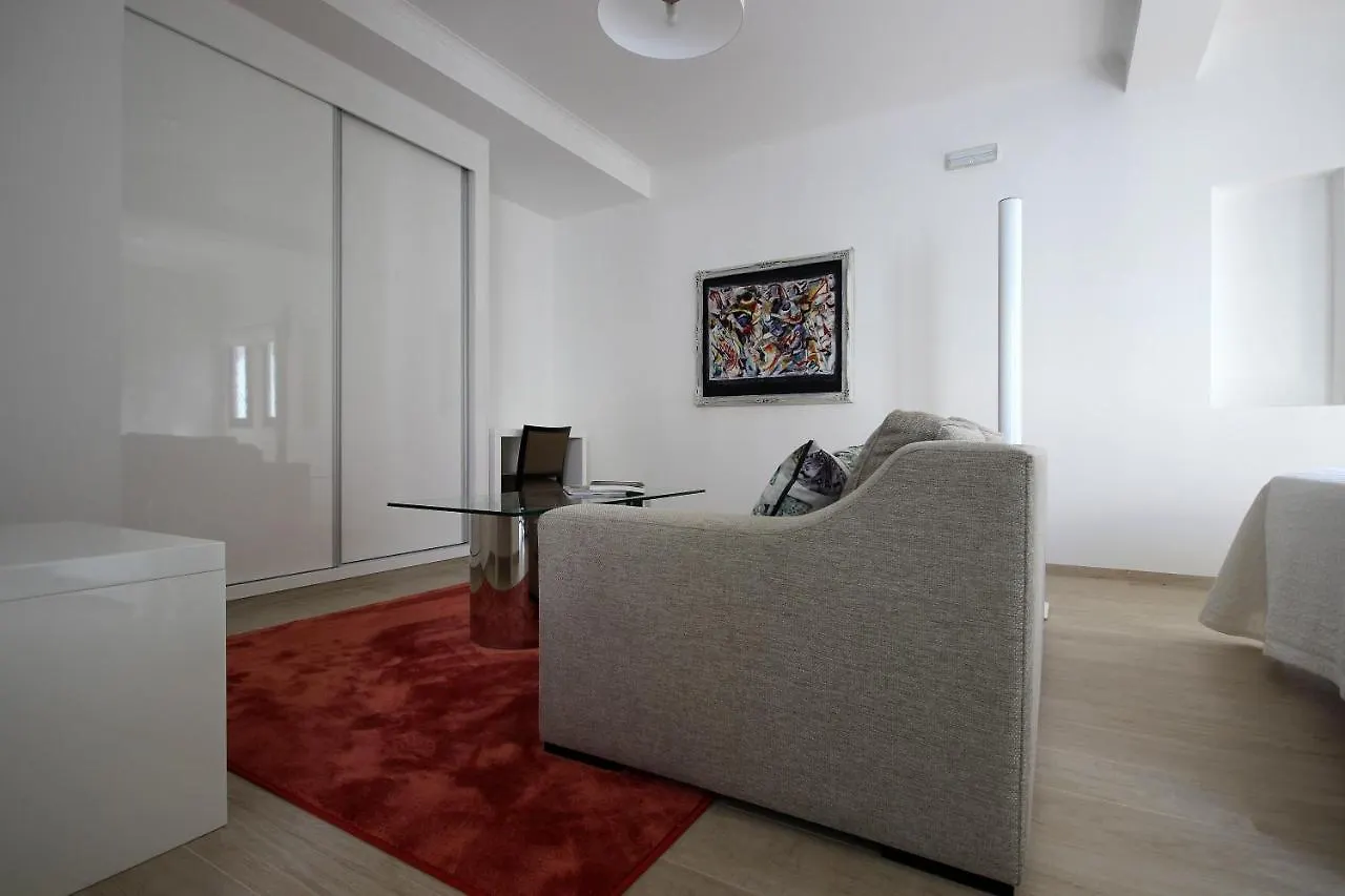 L&F House Bed & Breakfast Algoz